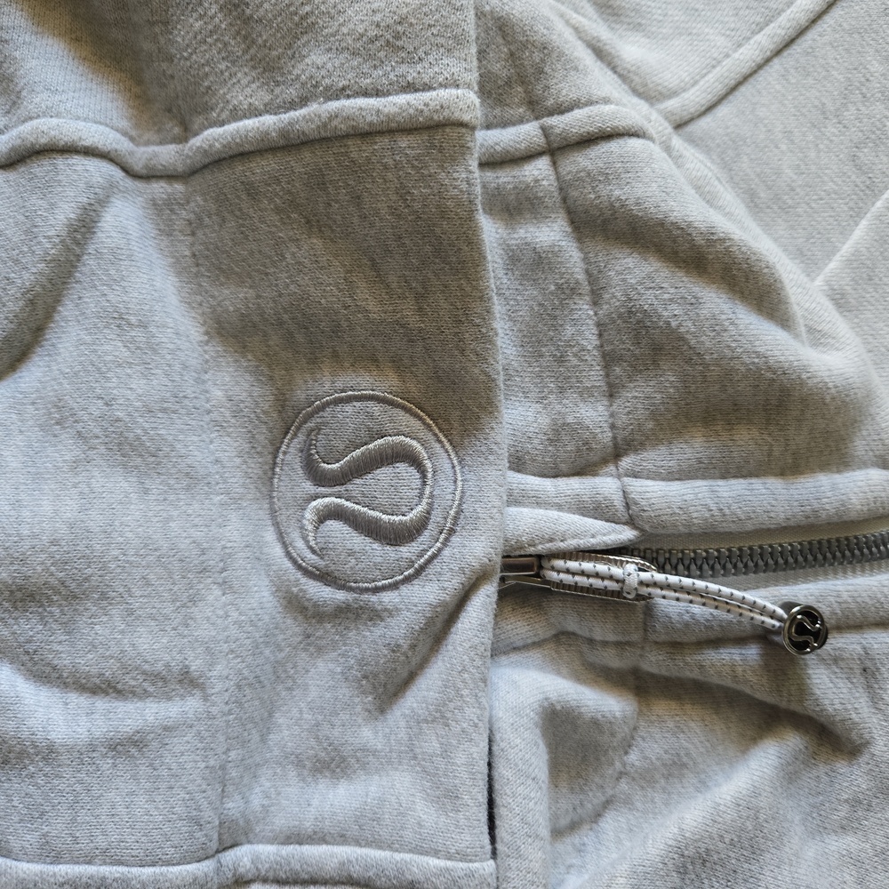 Lululemon Scuba Full-Zip CROPPED Hoodie - Picture 8 of 10